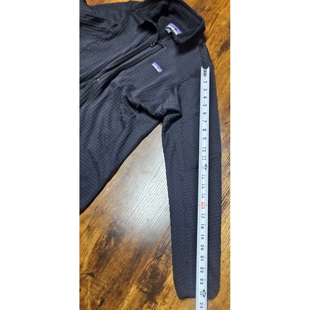 Patagonia Sweater Men Med Black R1 Regulator Fleece Pullover Half Zip Polartec